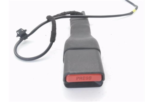 Recambio de anclaje cinturon delantero izquierdo para citroen c1 1.0 city edition referencia OEM IAM 308605910  