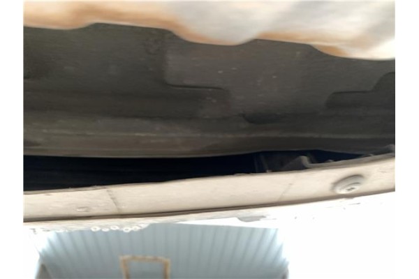 Recambio de refuerzo paragolpes trasero para hyundai tucson (jm) 2.0 crdi referencia OEM IAM 866302E000  