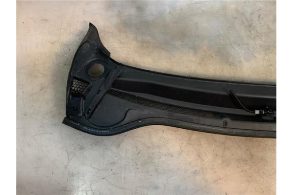 Recambio de torpedo para opel astra j berlina 5p 1.6 selective referencia OEM IAM 13267105 1154682 