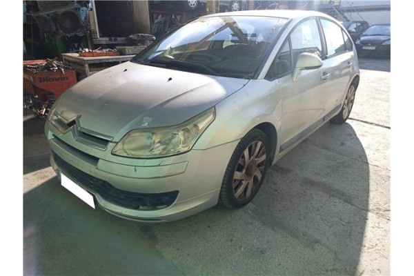 citroen c4 berlina del año 2006