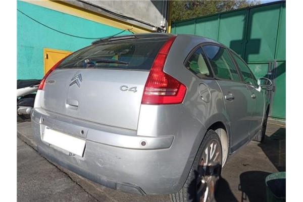 citroen c4 berlina del año 2006