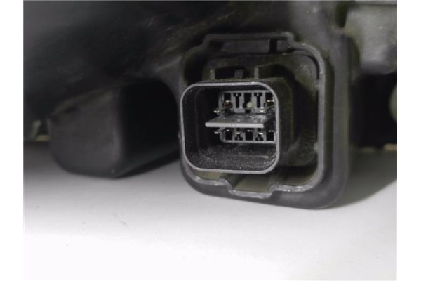 Recambio de faro delantero izquierdo para kia sorento (bl) 2.5 crdi referencia OEM IAM 2357NA RHD0853 