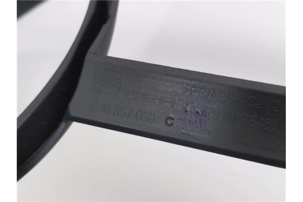 Recambio de embellecedor cuadro instrumentos para seat ibiza berlina (6j5) 1.6 tdi referencia OEM IAM 6J0857059C  
