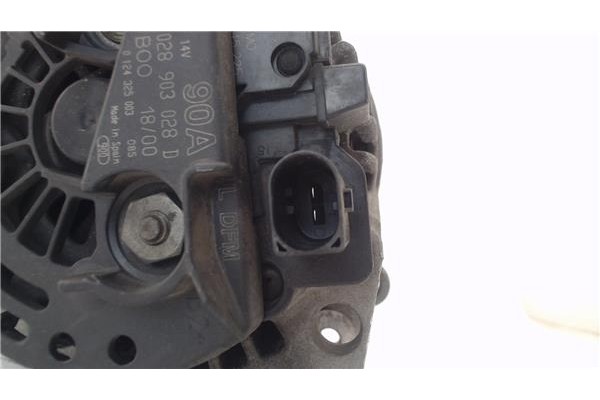 Recambio de alternador para seat leon (1m1) 1.6 referencia OEM IAM 028903028D  
