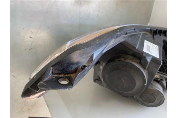 Recambio de faro delantero izquierdo para citroen c3 picasso 1.6 exclusive referencia OEM IAM 9681873980 1EG00976701 