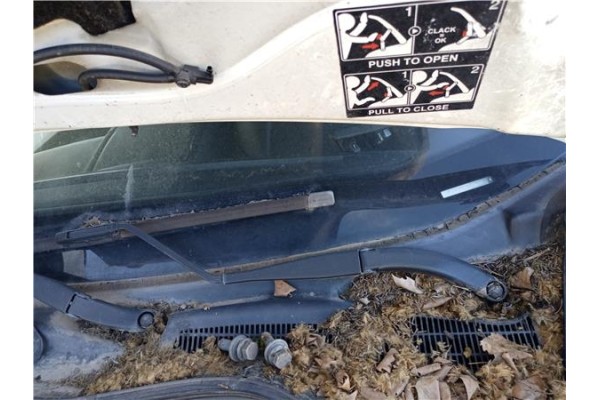 Recambio de brazo limpiaparabrisas delantero izquierdo para peugeot bipper 1.4 básico referencia OEM IAM   