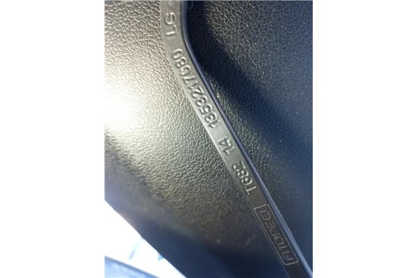 Recambio de brazo limpiaparabrisas delantero izquierdo para peugeot bipper 1.4 básico referencia OEM IAM   
