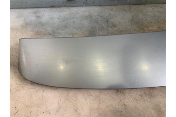 Recambio de aleron trasero para seat ibiza (6l1) 1.4 16v referencia OEM IAM 6L6827933D  