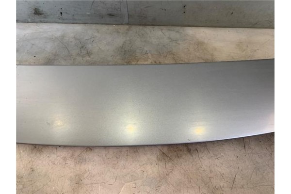 Recambio de aleron trasero para seat ibiza (6l1) 1.4 16v referencia OEM IAM 6L6827933D  