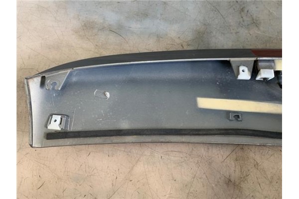 Recambio de aleron trasero para seat ibiza (6l1) 1.4 16v referencia OEM IAM 6L6827933D  