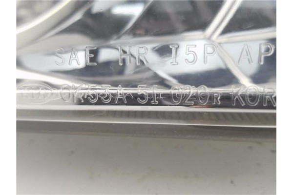 Recambio de faro delantero dcho para kia carnival 2.9 td referencia OEM IAM 0K53A51020R  