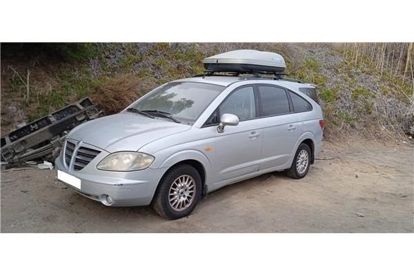 Recambio de radiador para ssangyong rodius 2.7 270 xdi referencia OEM IAM   