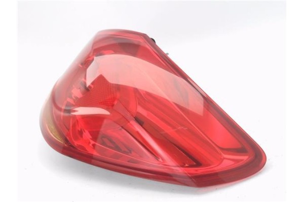 Recambio de piloto trasero derecho para opel astra j berlina 5p 1.6 selective referencia OEM IAM 13262012  