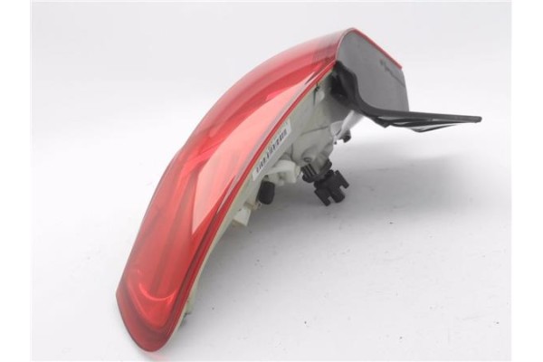 Recambio de piloto trasero derecho para opel astra j berlina 5p 1.6 selective referencia OEM IAM 13262012  