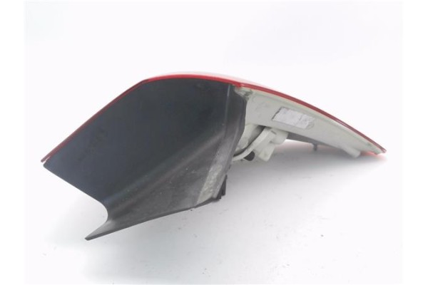 Recambio de piloto trasero izquierdo para opel astra j berlina 5p 1.6 selective referencia OEM IAM I090098 13306453 