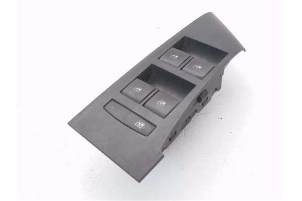 Recambio de mando elevalunas delantero izquierdo para opel astra j berlina 5p 1.6 selective referencia OEM IAM 13305011  