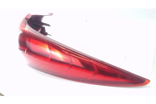 Recambio de piloto trasero derecho para peugeot 207 sw 1.6 hdi referencia OEM IAM 6351CT  