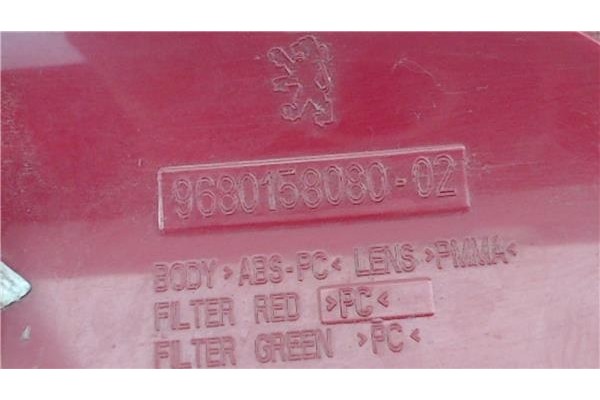 Recambio de piloto trasero izquierdo para peugeot 207 sw 1.6 hdi referencia OEM IAM 6350CT  