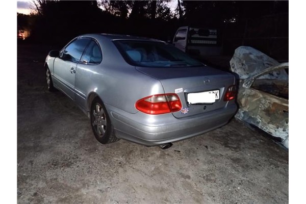 mercedes-benz clk (bm 208) coupe del año 2000