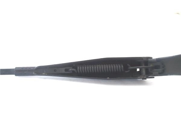 Recambio de brazo limpiaparabrisas delantero izquierdo para peugeot 207 1.4 referencia OEM IAM A7DAGCC  
