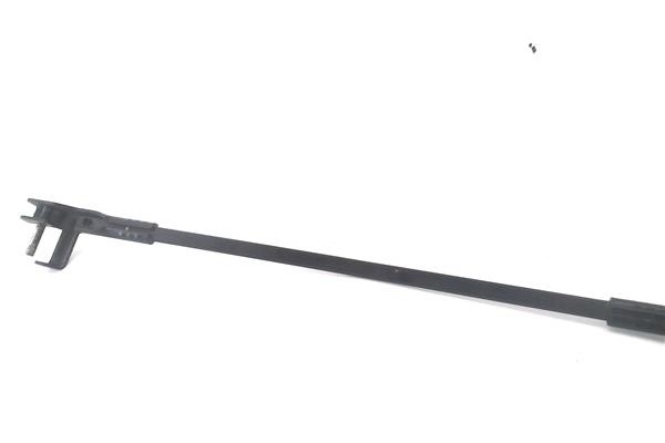 Recambio de brazo limpiaparabrisas delantero izquierdo para peugeot 207 1.4 referencia OEM IAM A7DAGCC  
