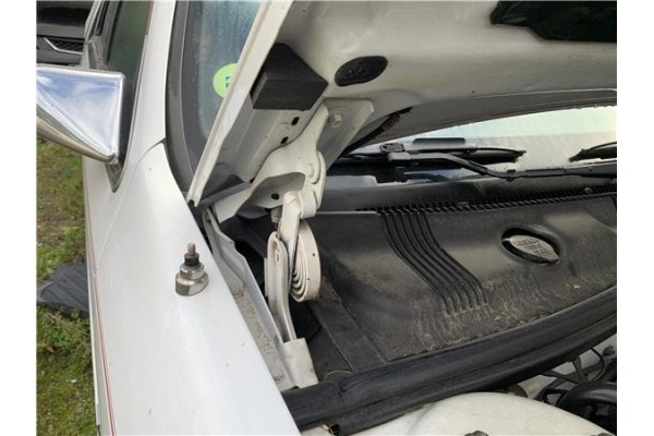 Recambio de bisagra capo derecha para chrysler le baron 3.0 i v6 referencia OEM IAM 3C3XA563XL6G72143CV104KW  