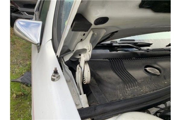 Recambio de bisagra capo derecha para chrysler le baron 3.0 i v6 referencia OEM IAM 3C3XA563XL6G72143CV104KW  