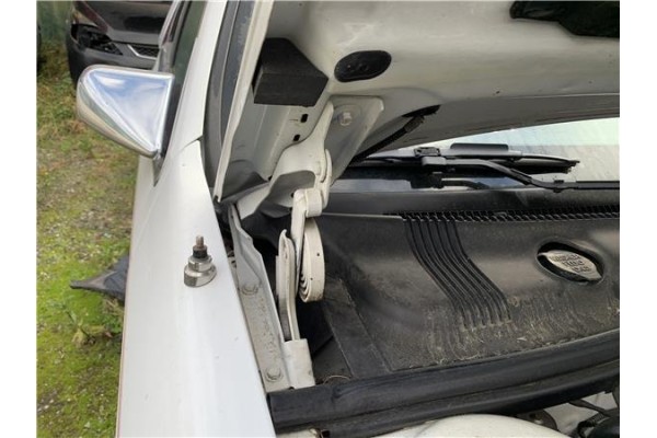 Recambio de bisagra capo derecha para chrysler le baron 3.0 i v6 referencia OEM IAM 3C3XA563XL6G72143CV104KW  