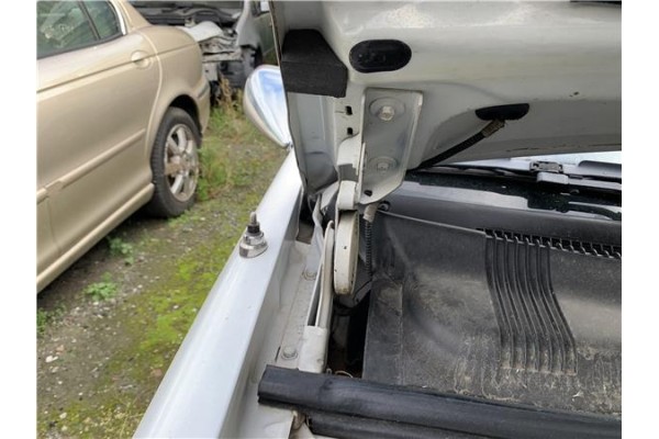 Recambio de bisagra capo derecha para chrysler le baron 3.0 i v6 referencia OEM IAM 3C3XA563XL6G72143CV104KW  