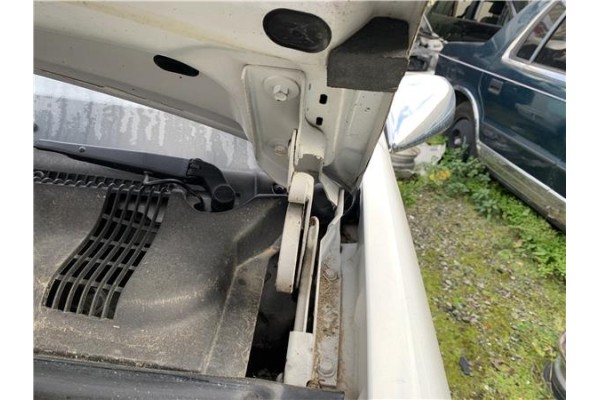 Recambio de bisagra capo izquierda para chrysler le baron 3.0 i v6 referencia OEM IAM 3C3XA563XL6G72143CV104KW  