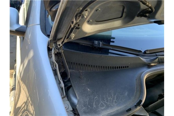 Recambio de bisagra capo derecha para volkswagen golf v (1k1) 2.0 tdi 16v referencia OEM IAM 5K0823302B 1KM823302 