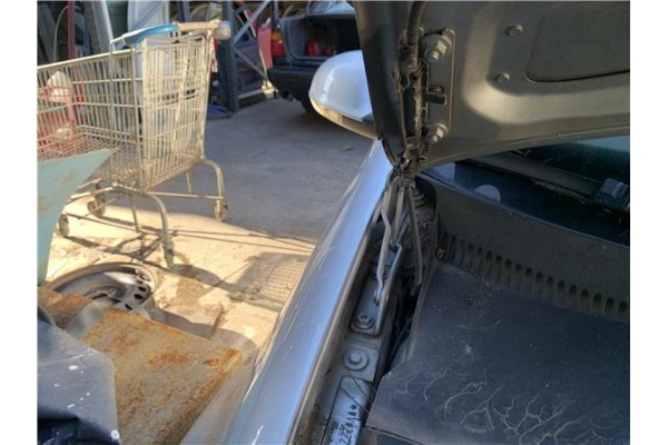 Recambio de bisagra capo derecha para volkswagen golf v (1k1) 2.0 tdi 16v referencia OEM IAM 5K0823302B 1KM823302 