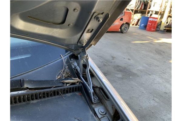 Recambio de bisagra capo izquierda para volkswagen golf v (1k1) 2.0 tdi 16v referencia OEM IAM 5K0823301B 1KM823301 