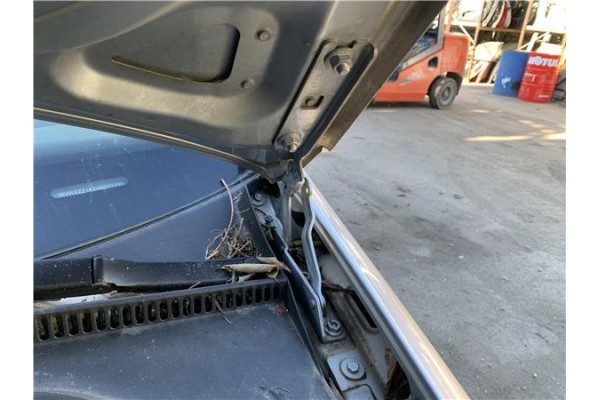 Recambio de bisagra capo izquierda para volkswagen golf v (1k1) 2.0 tdi 16v referencia OEM IAM 5K0823301B 1KM823301 