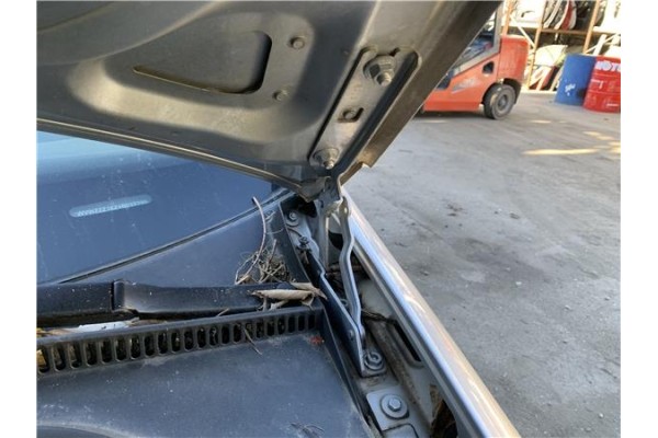 Recambio de bisagra capo izquierda para volkswagen golf v (1k1) 2.0 tdi 16v referencia OEM IAM 5K0823301B 1KM823301 