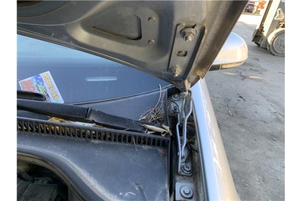 Recambio de bisagra capo izquierda para volkswagen golf v (1k1) 2.0 tdi 16v referencia OEM IAM 5K0823301B 1KM823301 