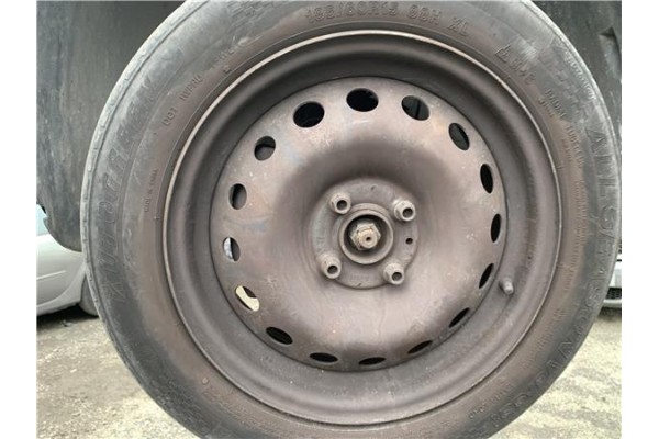 Recambio de llanta para renault clio iii 1.5 dci (c/br1g) referencia OEM IAM   