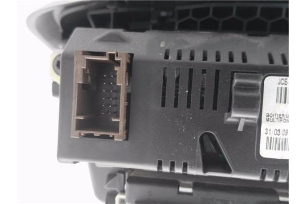 Recambio de display para peugeot 207 1.4 referencia OEM IAM 9665989780 1056614 