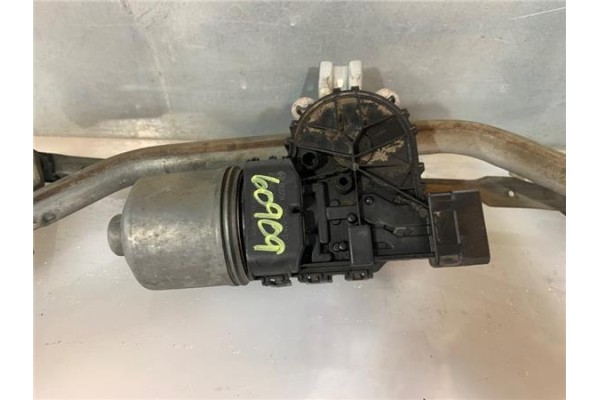 Recambio de motor limpiaparabrisas delantero para peugeot 207 1.4 referencia OEM IAM 039024154012V058  