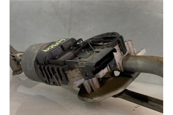 Recambio de motor limpiaparabrisas delantero para peugeot 207 1.4 referencia OEM IAM 039024154012V058  