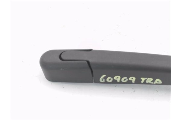 Recambio de brazo limpiaparabrisas trasero para peugeot 207 1.4 referencia OEM IAM A7DAGCP  