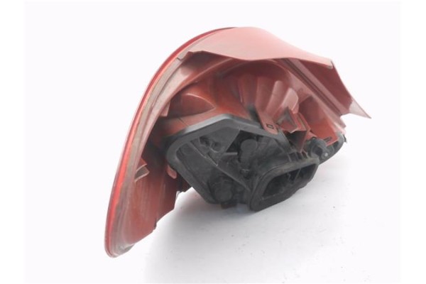 Recambio de piloto trasero derecho para peugeot 207 1.4 referencia OEM IAM 085501944RR  