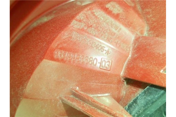 Recambio de piloto trasero izquierdo para peugeot 207 1.4 referencia OEM IAM 9649986680  