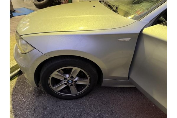 Recambio de aleta delantero izquierda para bmw serie 1 berlina (e81/e87) 2.0 118d referencia OEM IAM 41357133227  