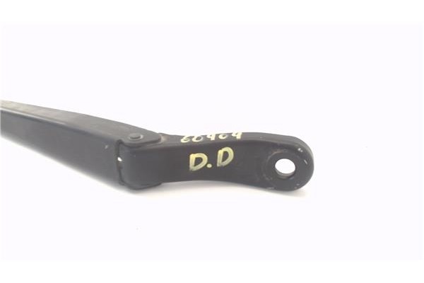 Recambio de brazo limpiaparabrisas delantero derecho para peugeot 207 1.4 referencia OEM IAM 6429AN  