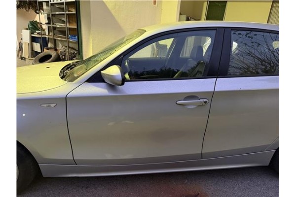 Recambio de puerta delantero izquierda para bmw serie 1 berlina (e81/e87) 2.0 118d referencia OEM IAM 41007207445  