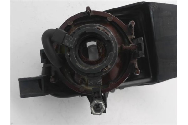 Recambio de faro antiniebla para nissan primera berlina (p11) 2.0 16v referencia OEM IAM   