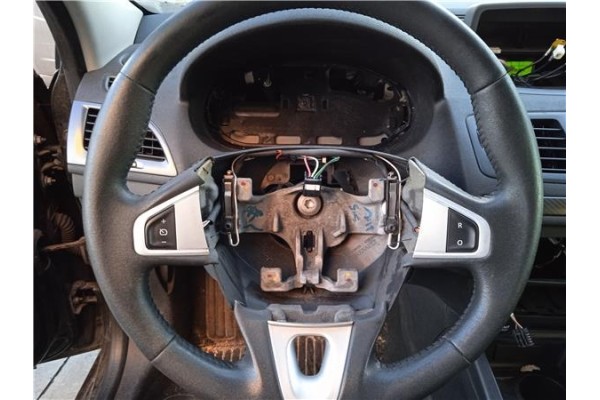 Recambio de volante para renault megane iii sport tourer 1.5 dynamique referencia OEM IAM 484306291R  