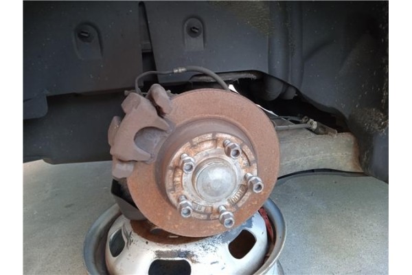 Recambio de mangueta trasero derecha para renault megane iii sport tourer 1.5 dynamique referencia OEM IAM 432157493R  