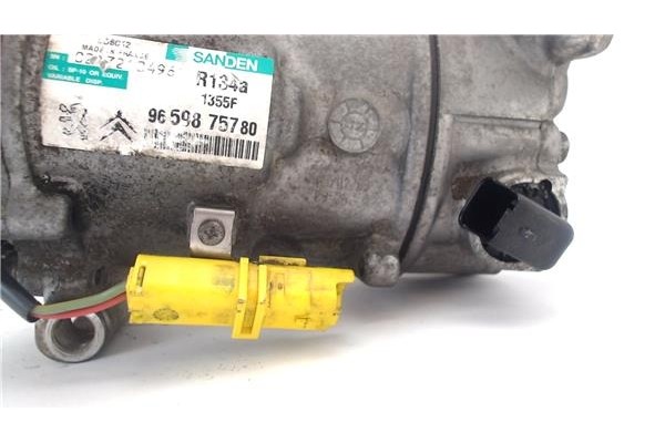 Recambio de compresor aire acond. para peugeot 207 1.4 referencia OEM IAM 6453WK 9822826880 